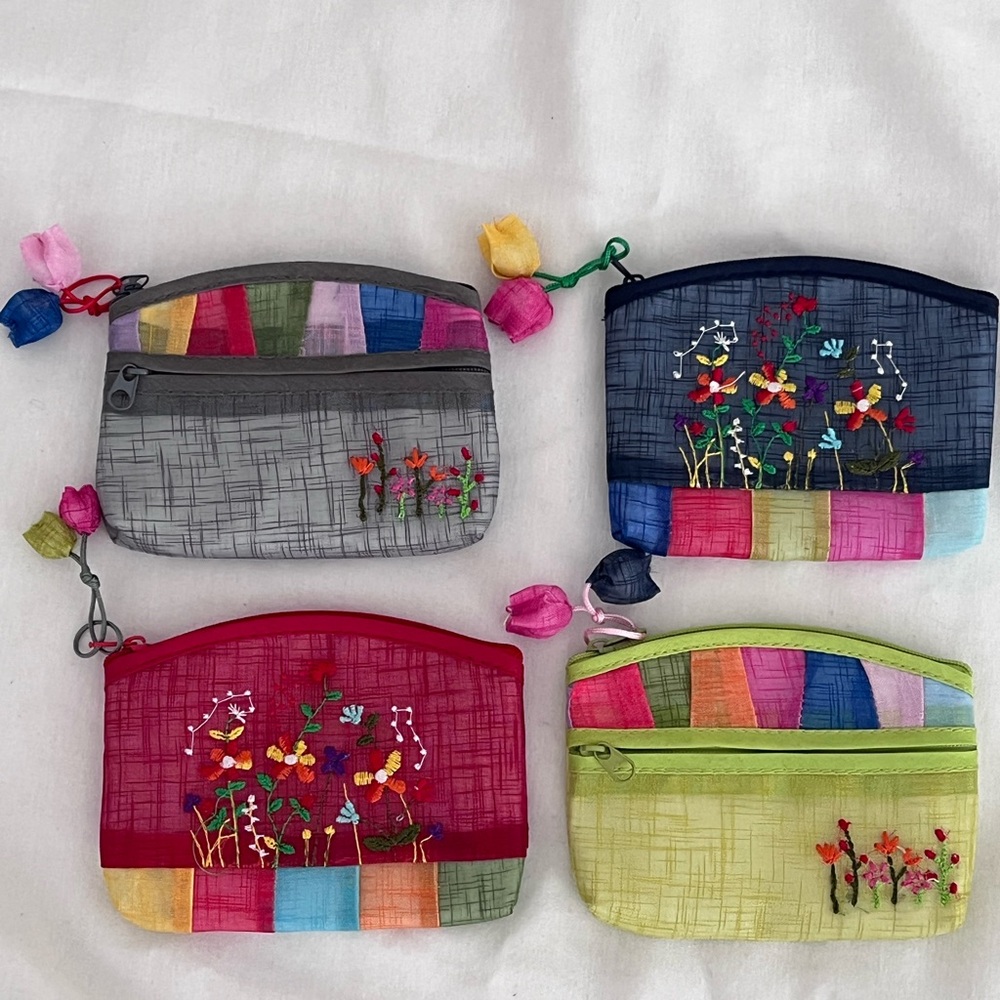 Colorful Embroidered Women's Pouch Set